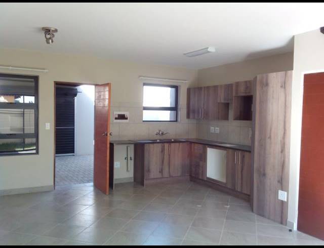 2 BEDROOM PROPERTY TO RENT IN HEATHERVIEW